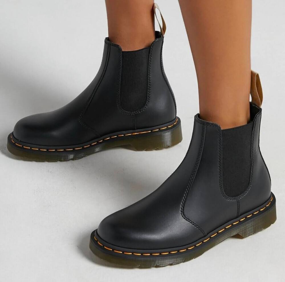 Womens Size 6 Dr. Martens Chelsea Boots Vegan 2976 Oil Resistant Leather Black